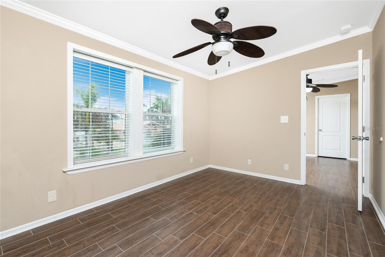 Single Family Residence at 9150 PINE COVE DR, ENGLEWOOD, photo 24 of 48