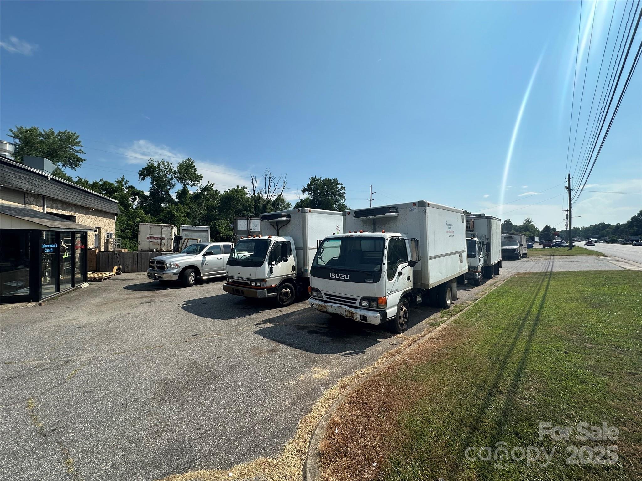Trucks - 410 E Fleming Drive, Morganton