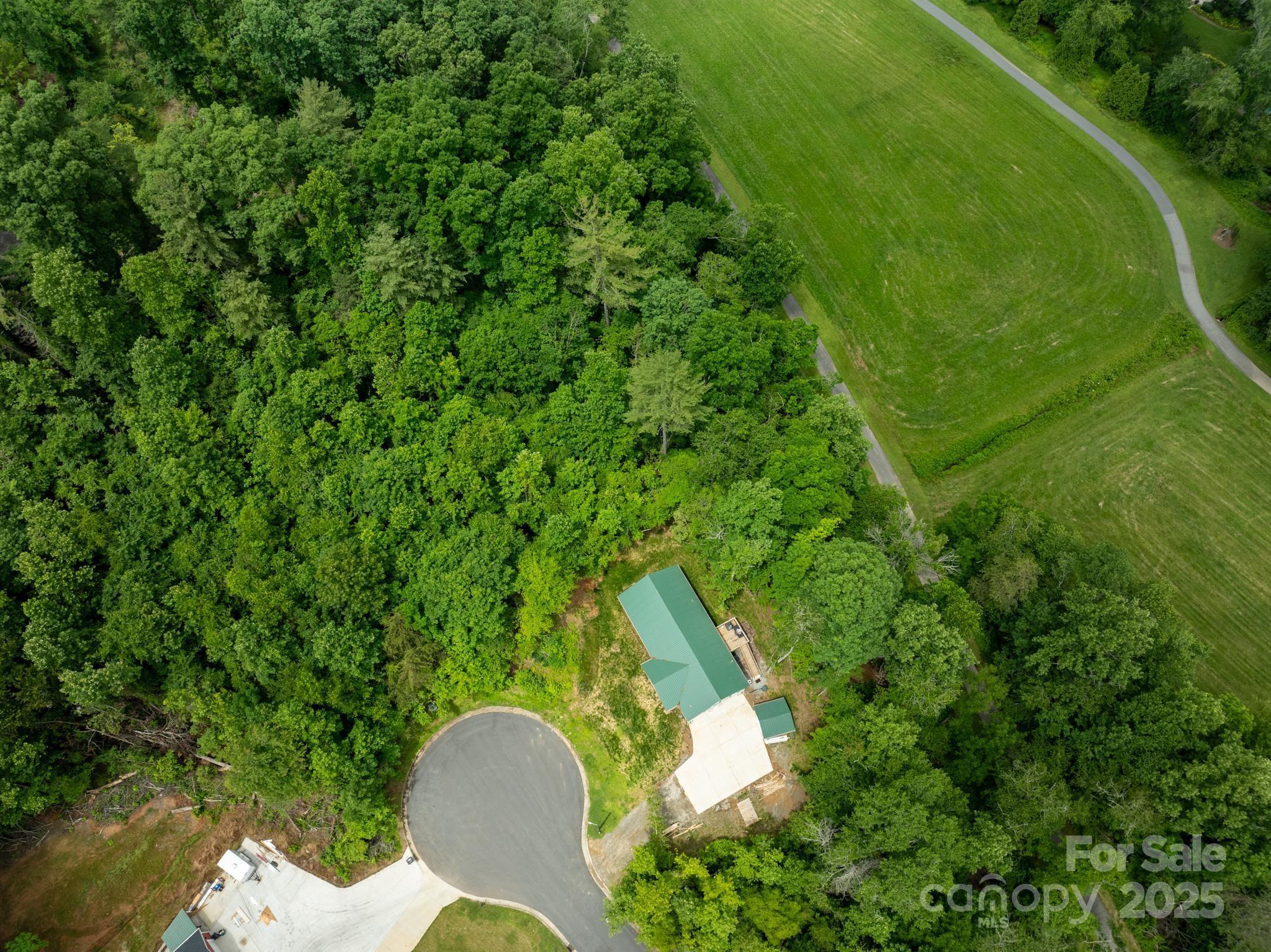 Lot at 1047 Williamsburg Drive, Lenoir, photo 8 of 13