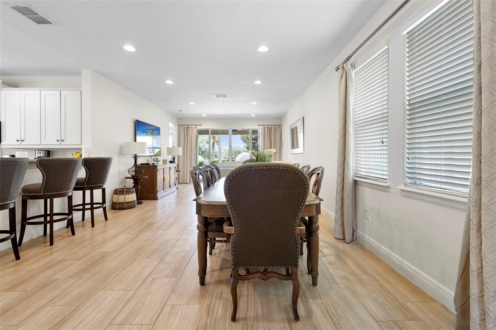 Single Family Residence at 311 PENDANT CT, KISSIMMEE, photo 9 of 64