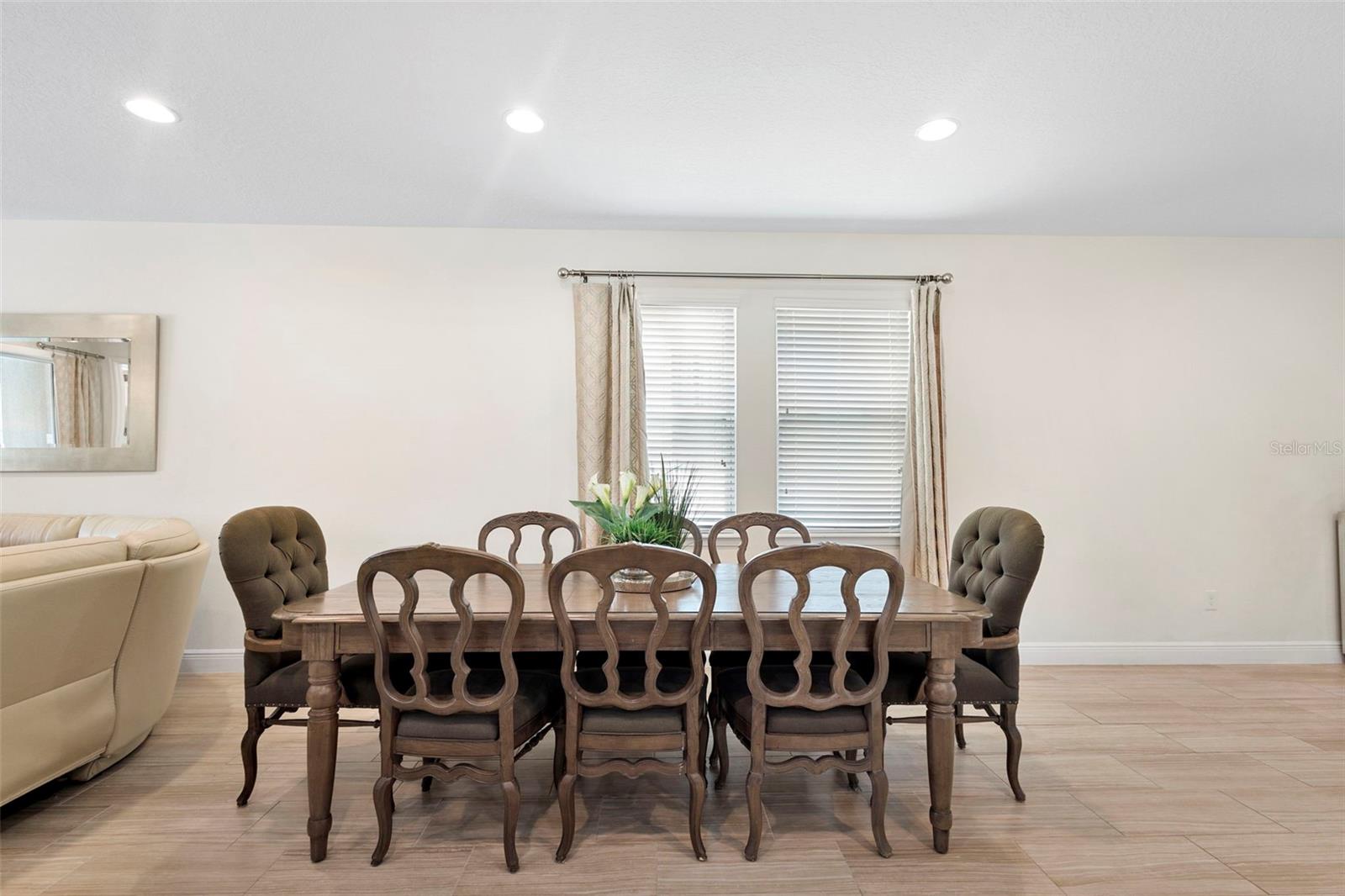 Single Family Residence at 311 PENDANT CT, KISSIMMEE, photo 10 of 64