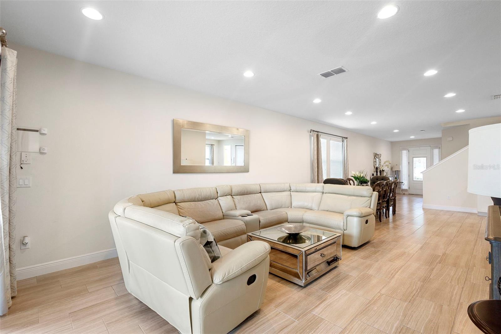 Single Family Residence at 311 PENDANT CT, KISSIMMEE, photo 13 of 64