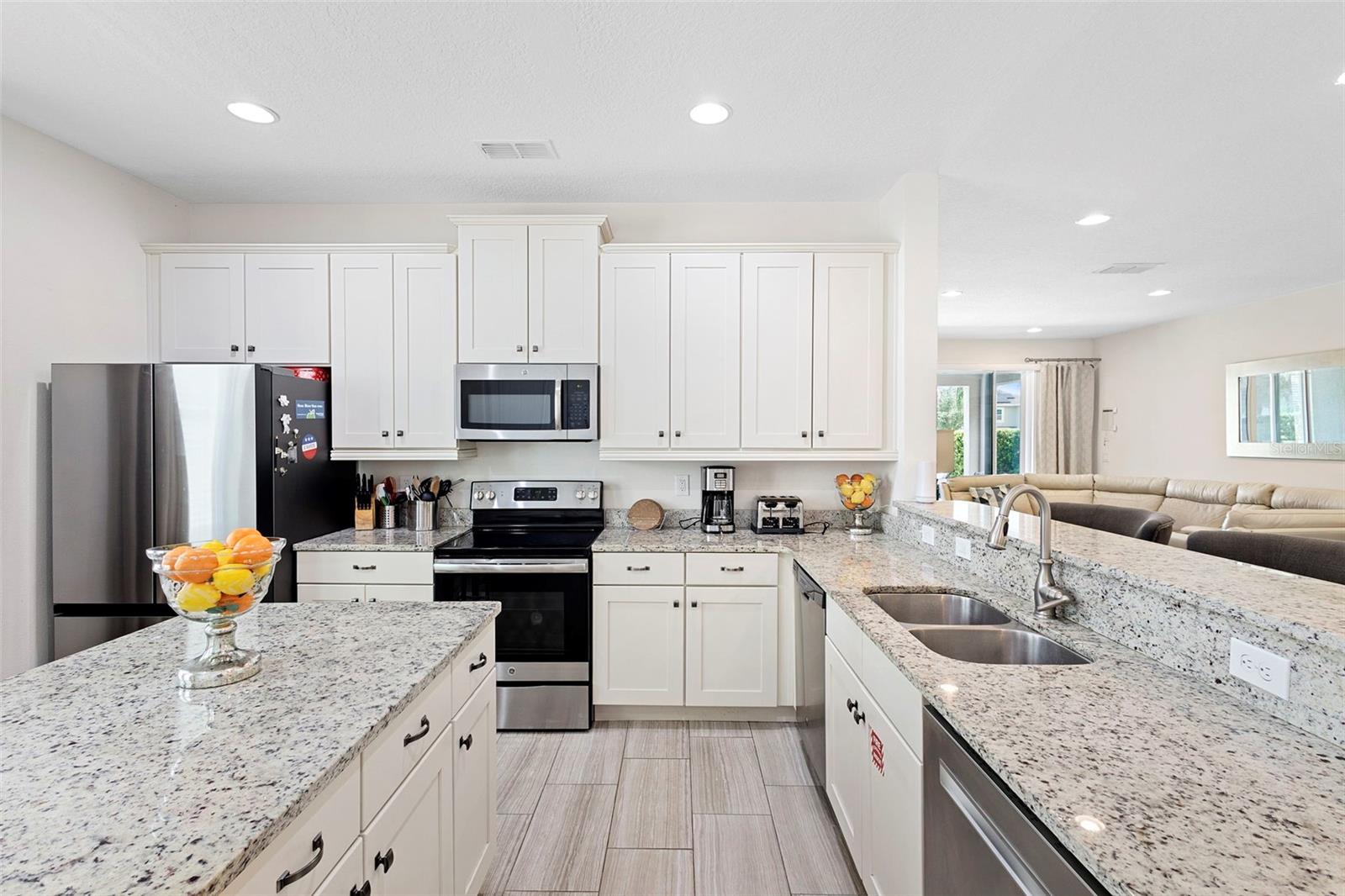 Single Family Residence at 311 PENDANT CT, KISSIMMEE, photo 16 of 64