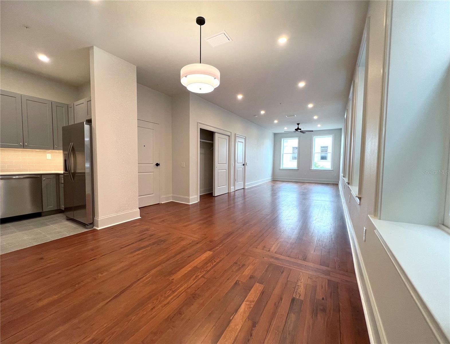 Unit 201 Living Room looking towards Park Ave - 244 E PARK AVE, LAKE WALES