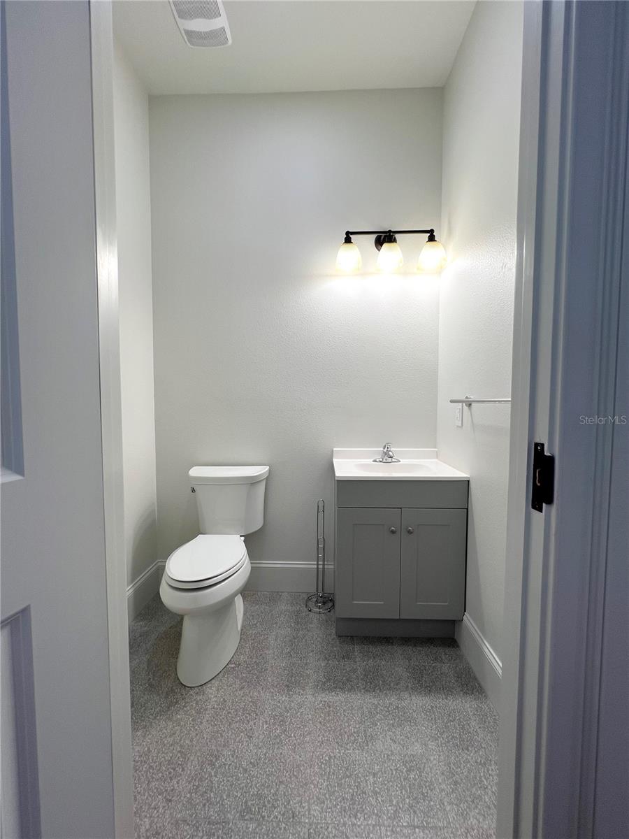 Unit 201 1/2 bath - 244 E PARK AVE, LAKE WALES