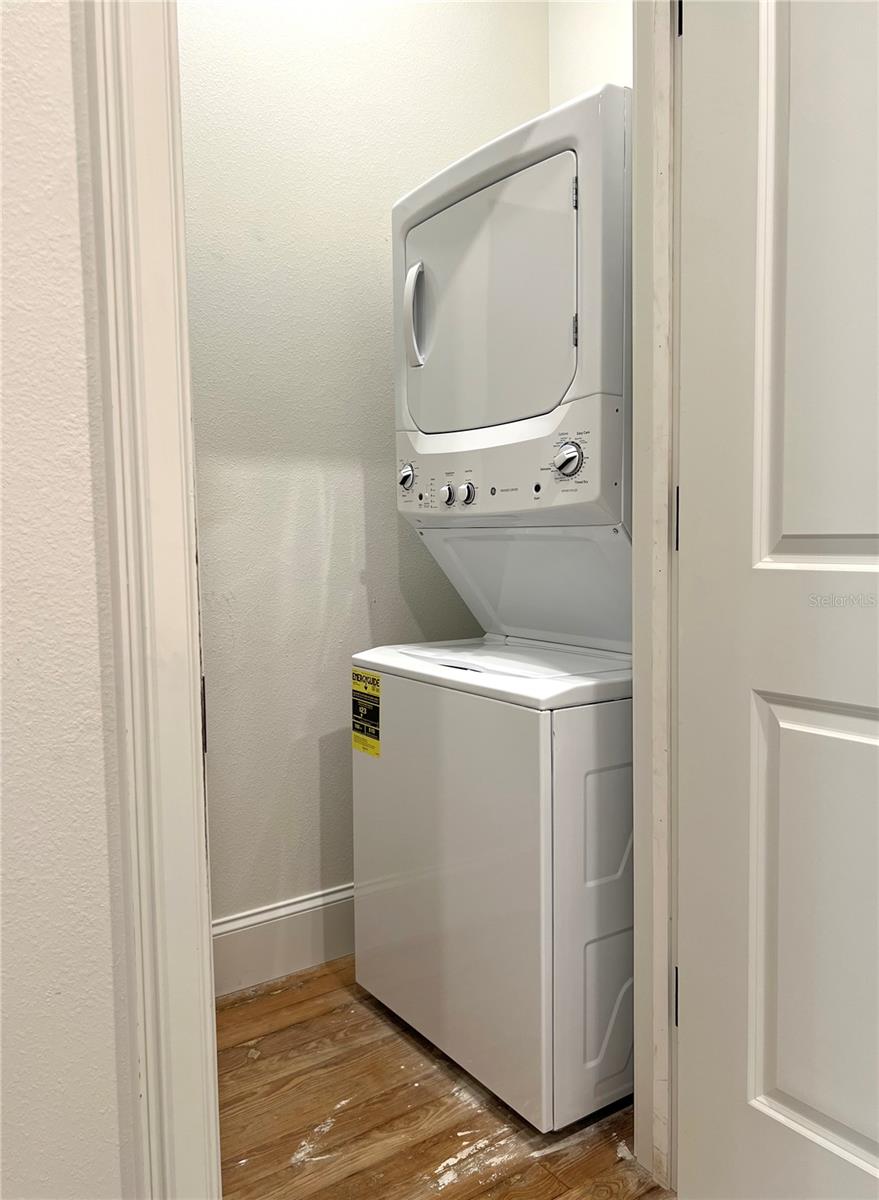 Unit 201 laundry - 244 E PARK AVE, LAKE WALES