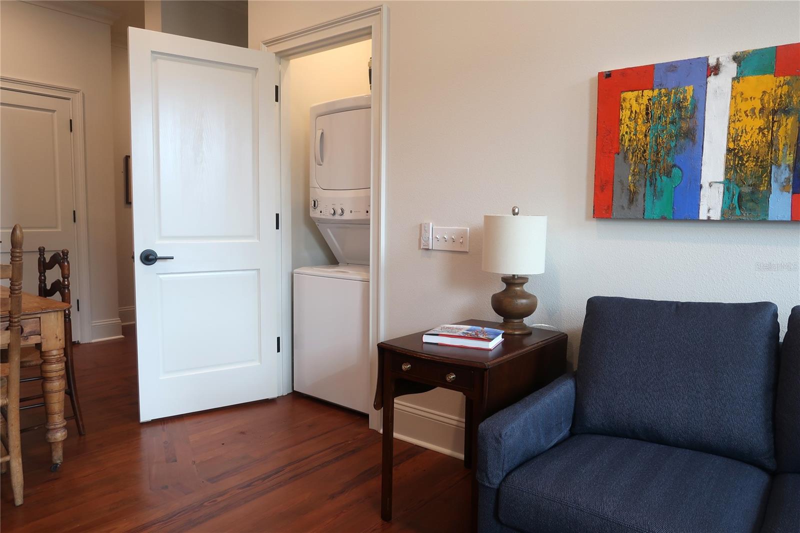 Unit 202 - 244 E PARK AVE, LAKE WALES