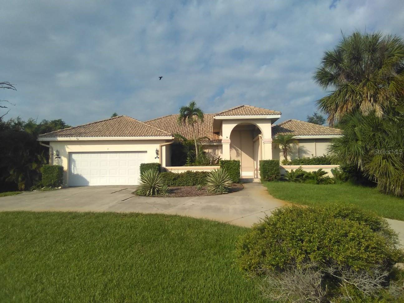 2 ARLINGTON DR