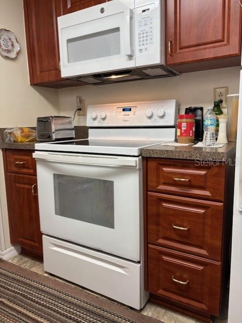 Mobile Home at 29218 HECKLEMAN ST, BROOKSVILLE, photo 12 of 32