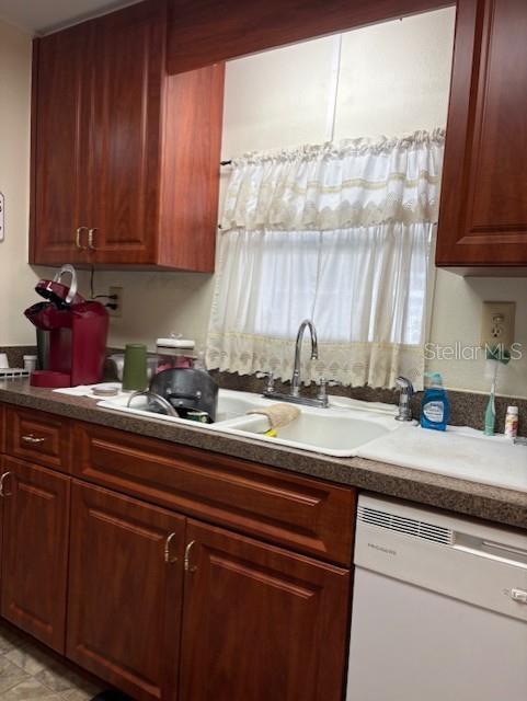 Mobile Home at 29218 HECKLEMAN ST, BROOKSVILLE, photo 13 of 32