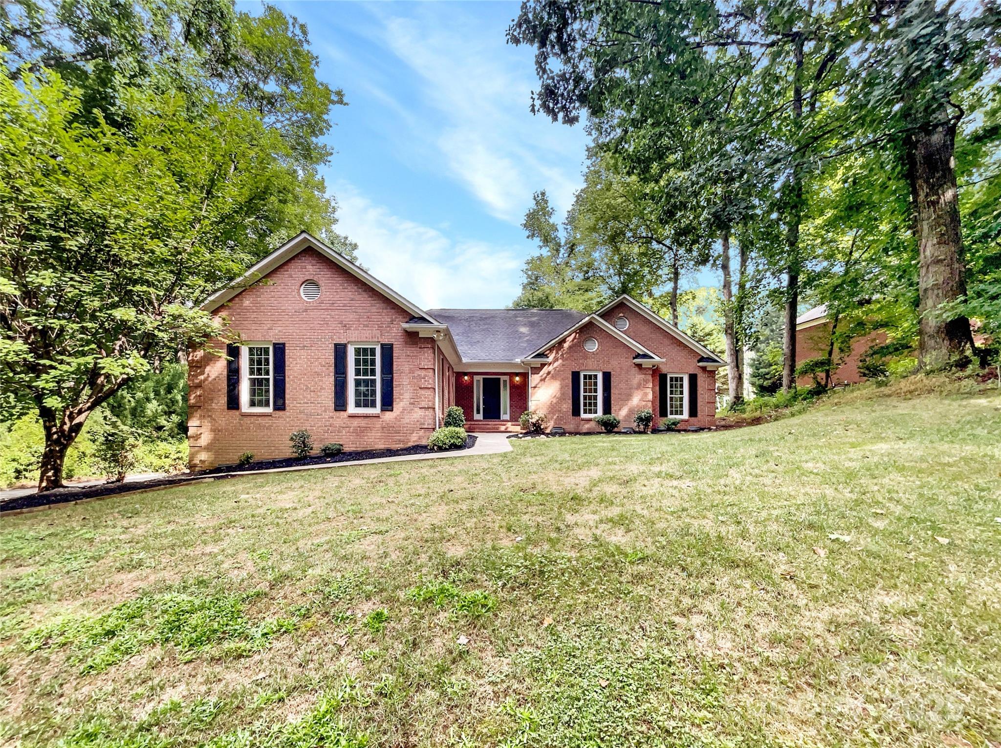 8117 Shannon Woods Lane
