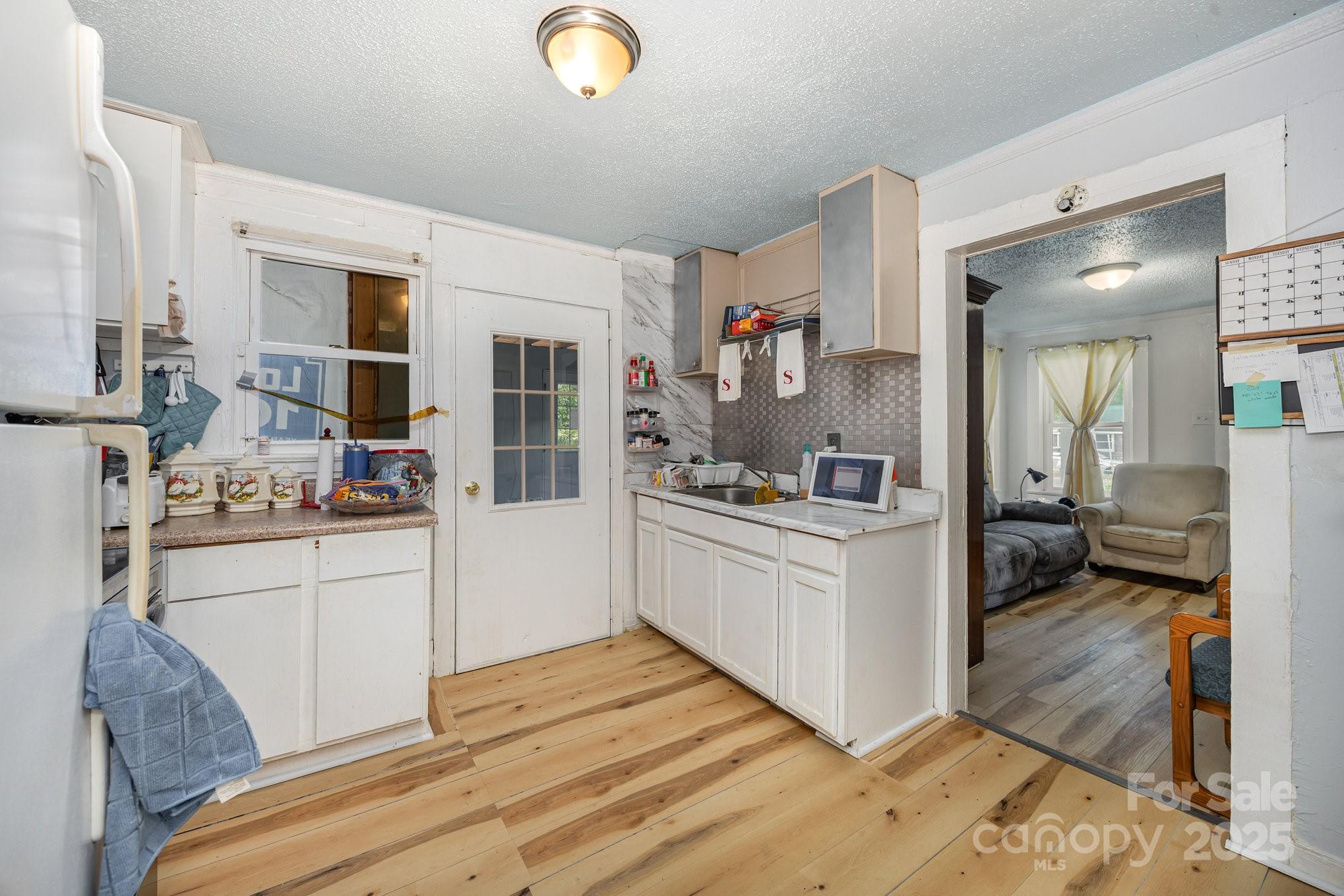 Single Family Residence at 1110 Wall Street, Statesville, photo 12 of 22