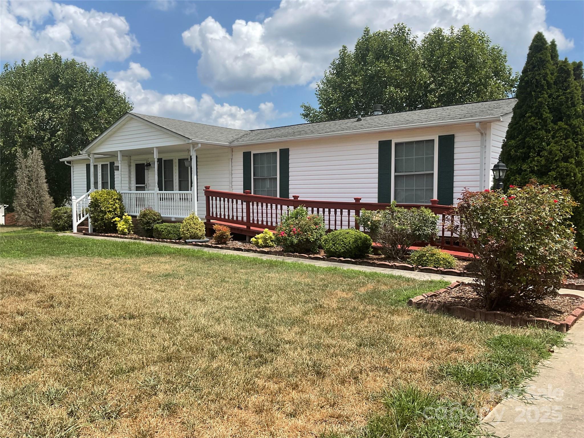 Fromt - 1695 Lemming Drive, Concord