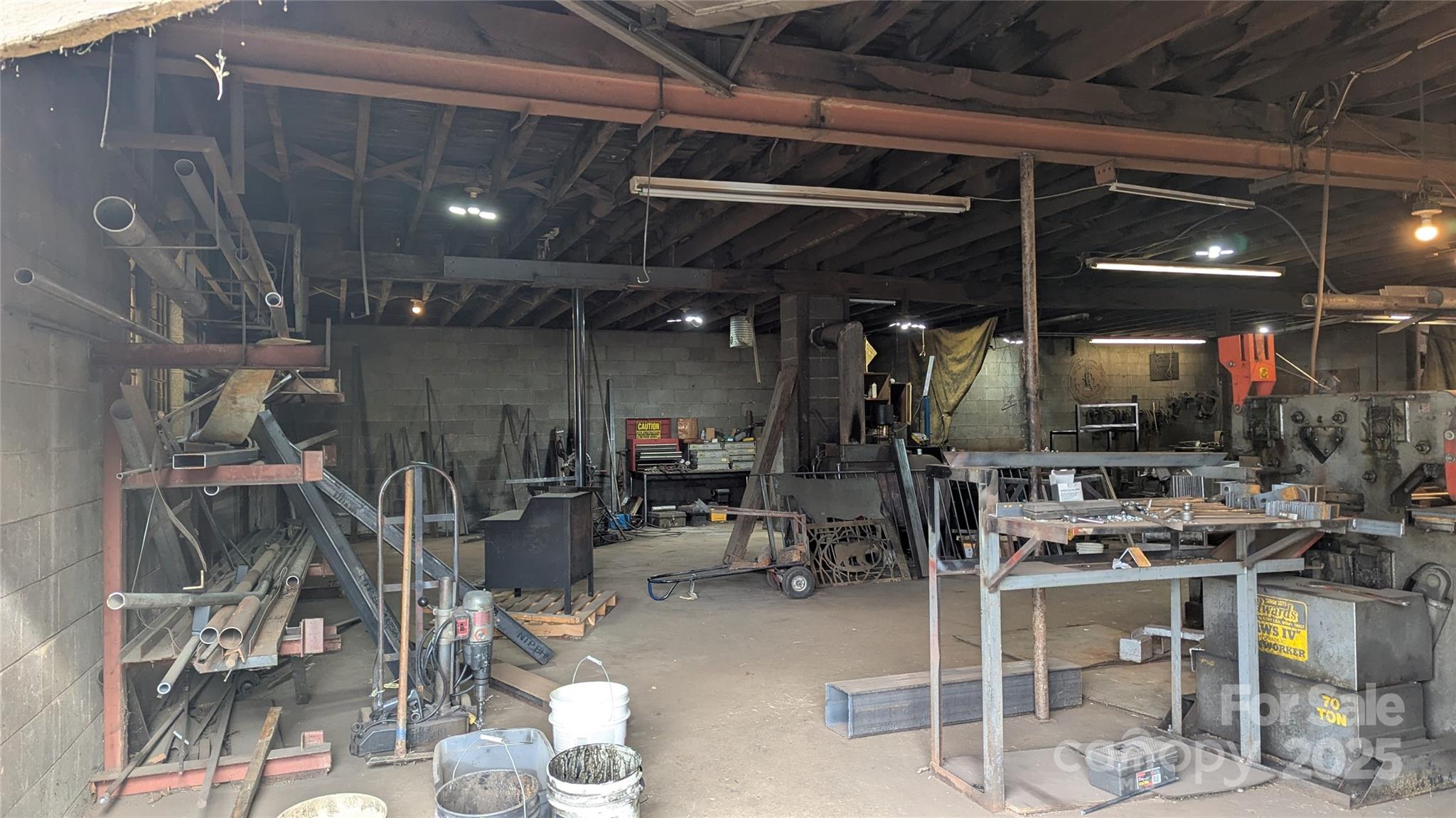 Automotive at 719 Dellwood City Road, Waynesville, photo 13 of 35