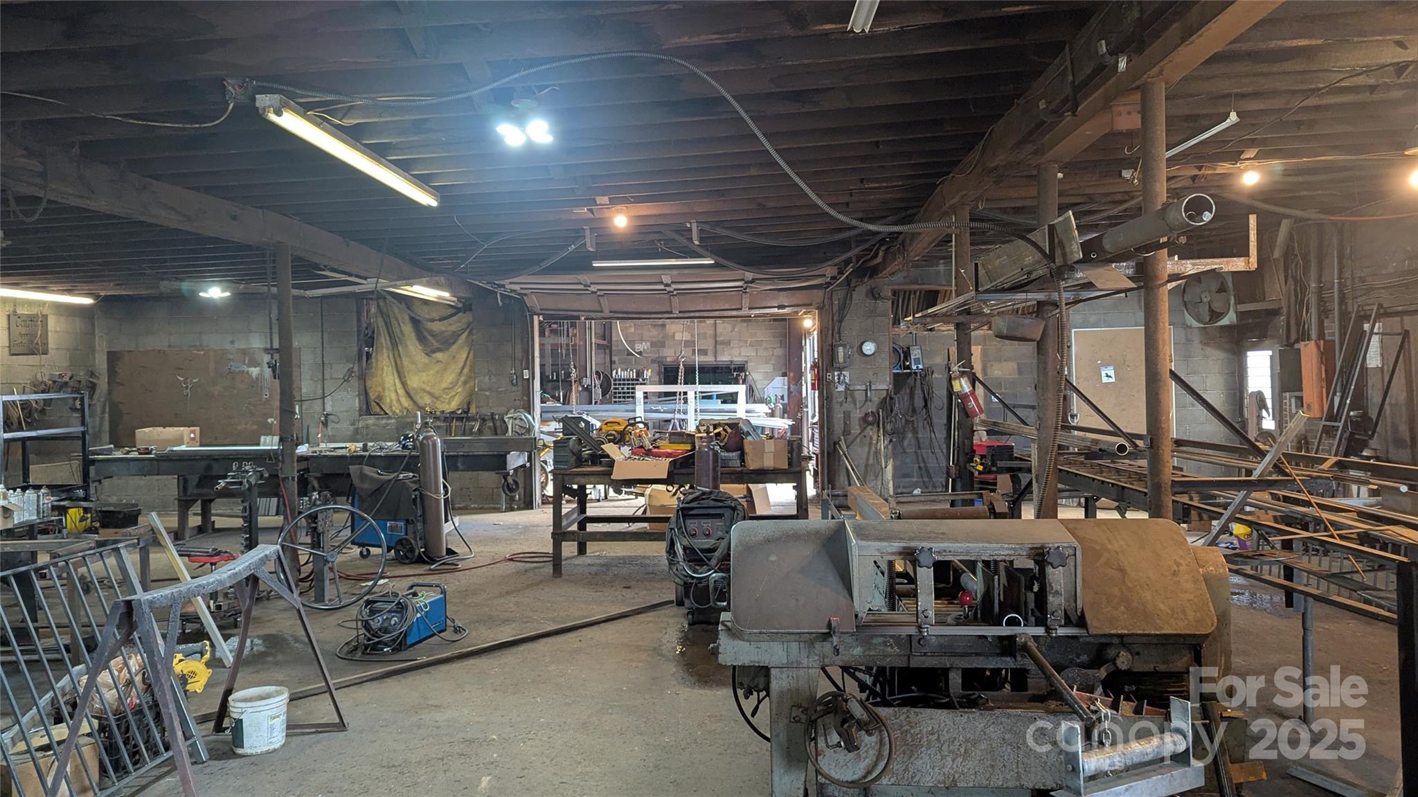 Automotive at 719 Dellwood City Road, Waynesville, photo 14 of 35