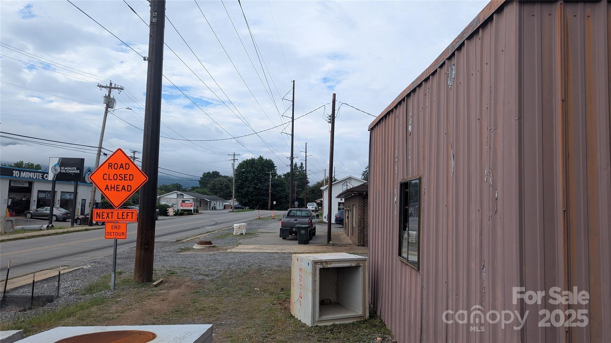 Automotive at 719 Dellwood City Road, Waynesville, photo 28 of 35