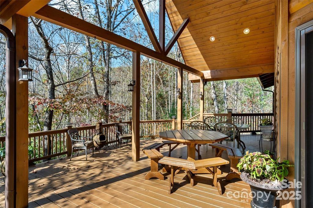 Front Covered Porch - 163 Gypsy Mountain Road, Marion