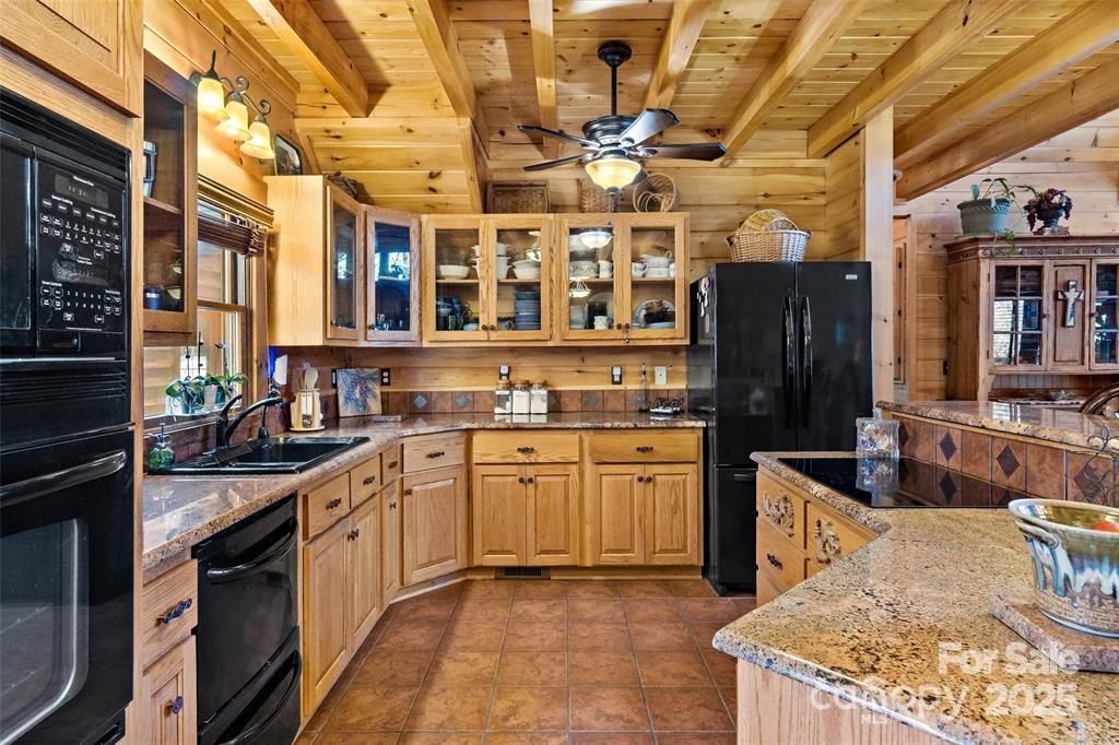 Single Family Residence at 163 Gypsy Mountain Road, Marion, photo 9 of 47