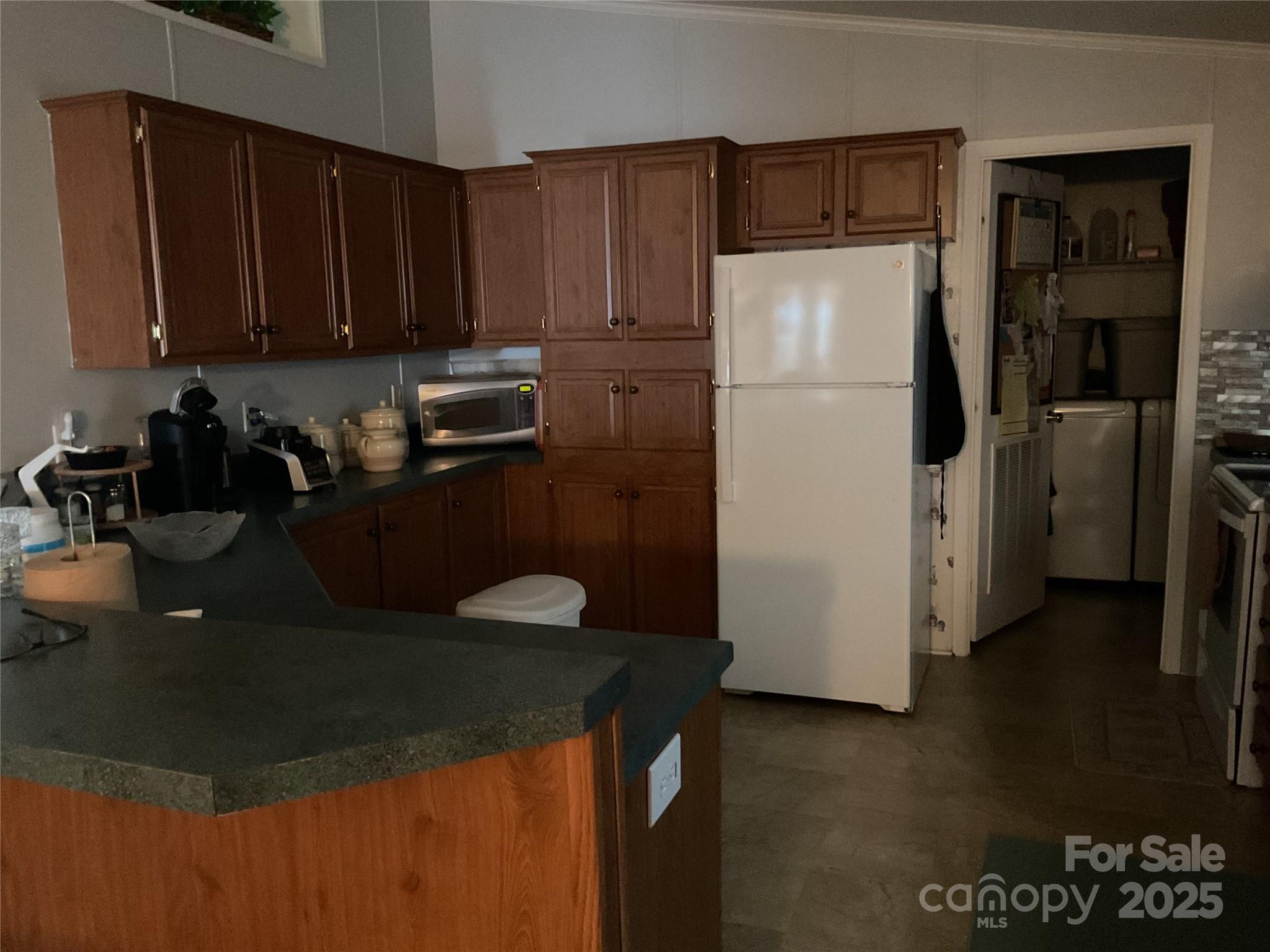 Kit - 1695 Lemming Drive, Concord