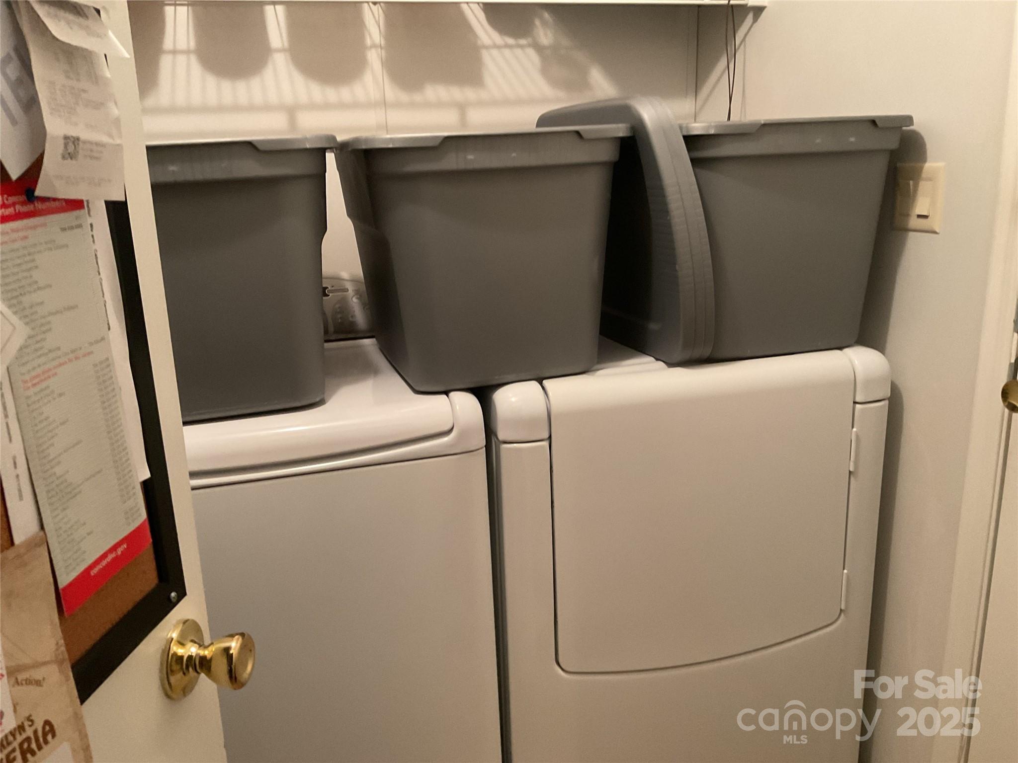 Laundry - 1695 Lemming Drive, Concord