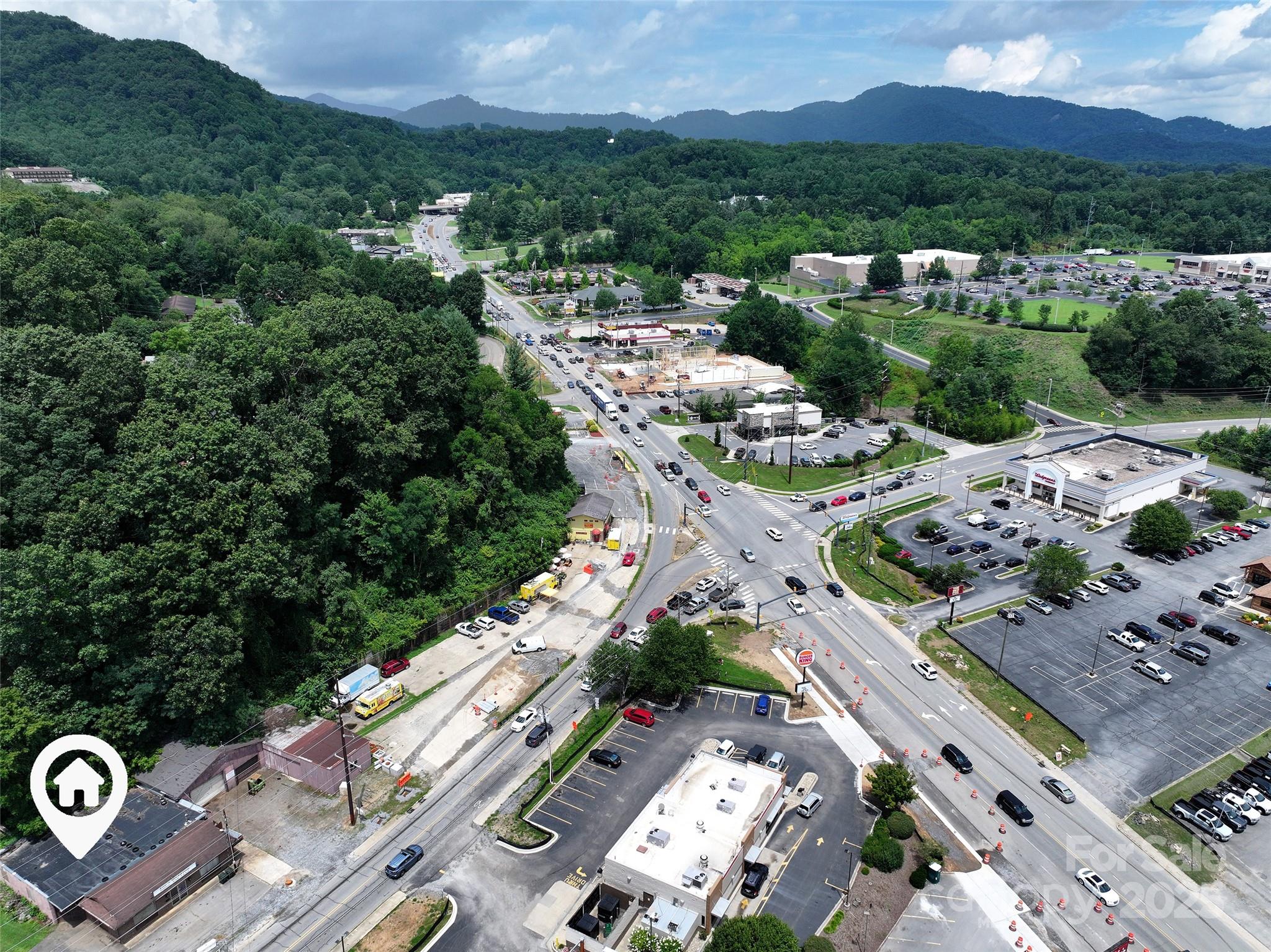 Automotive at 719 Dellwood City Road, Waynesville, photo 5 of 35