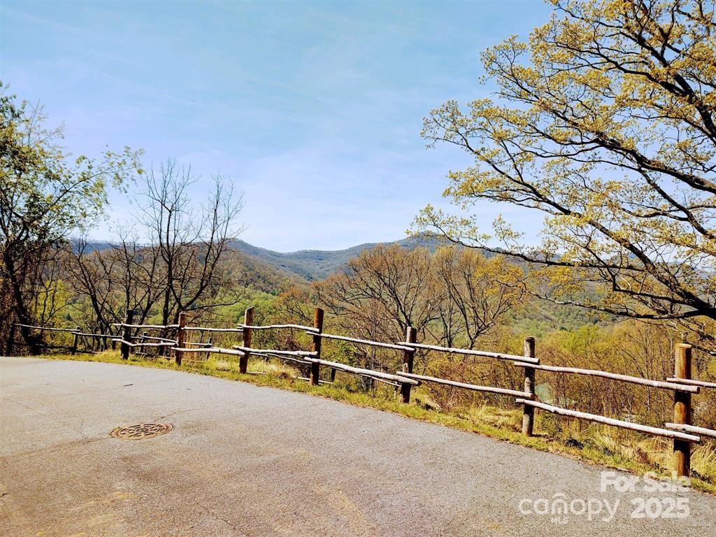 Holiday Drive View - 27 Prestige Point, Waynesville