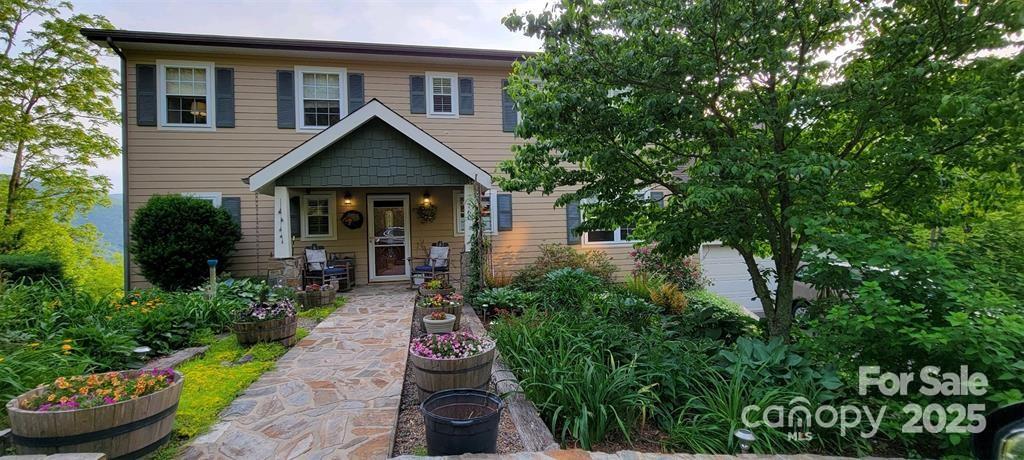 Other homes with views inside subd - 22 Holiday Drive, Waynesville