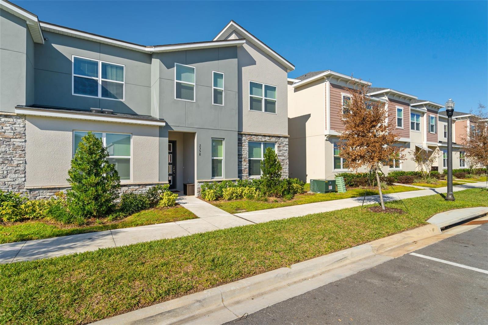 Townhouse at 2358 ZABALLINA PL, KISSIMMEE, photo 2 of 41