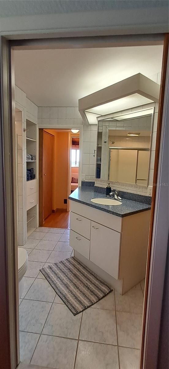 2nd Floor Guest Bathroom - 2741 EDWARDS RD, HAINES CITY