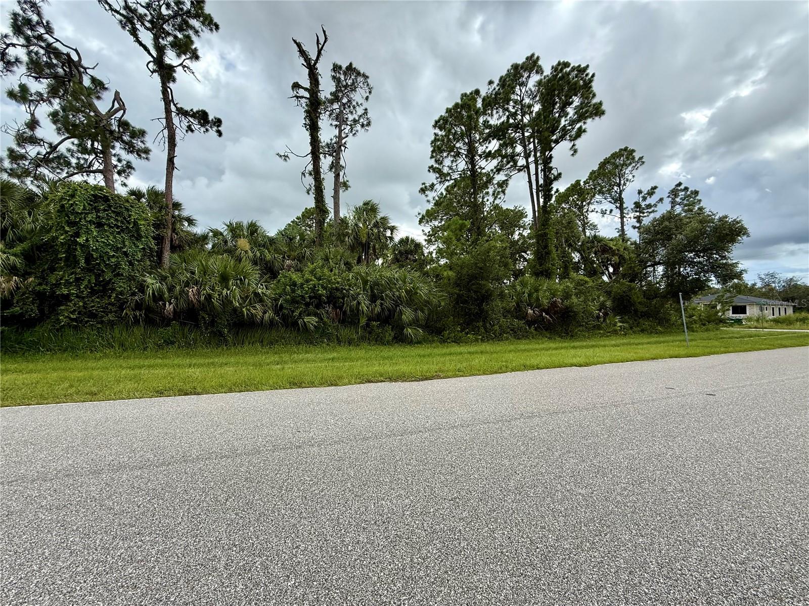 Land at NORDENDALE BLVD, NORTH PORT, photo 2 of 8