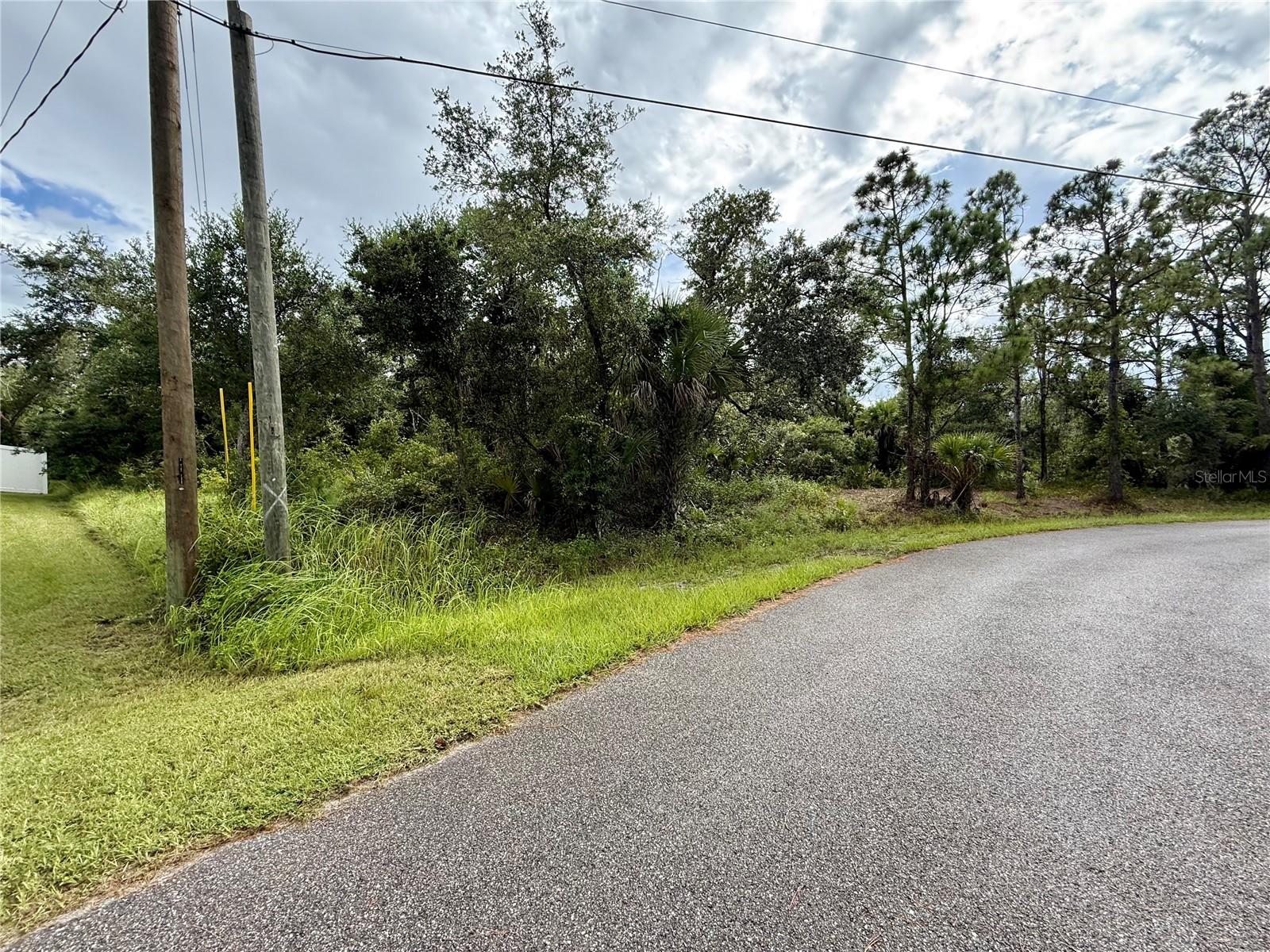 Land at LANAI AVE, NORTH PORT, photo 3 of 11