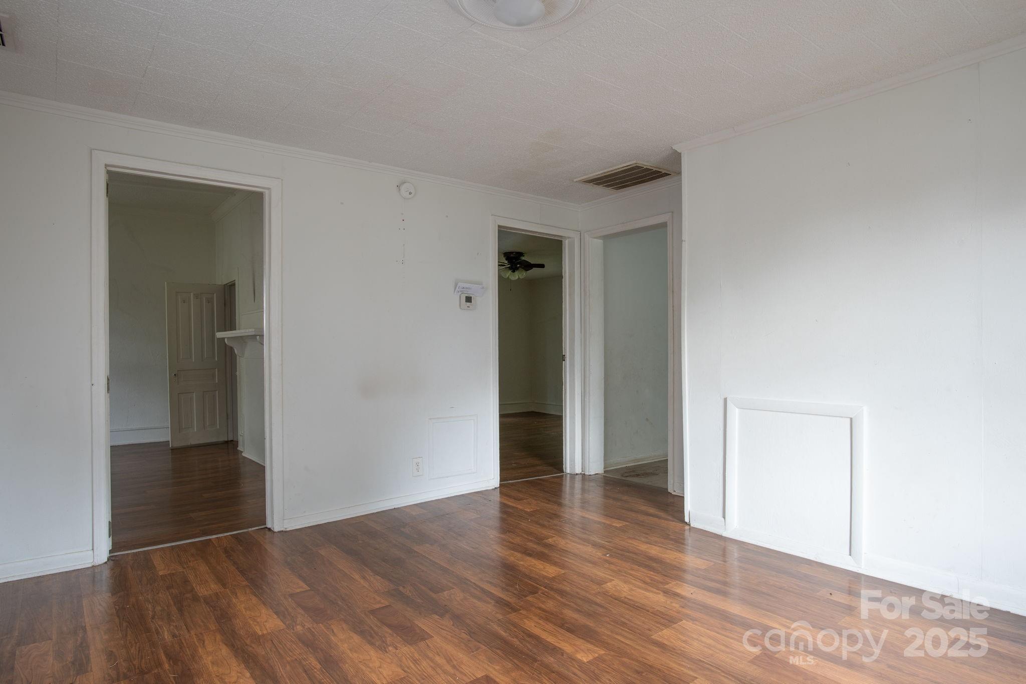 Living Room - Walker St - 109 Fulton Street, Kings Mountain