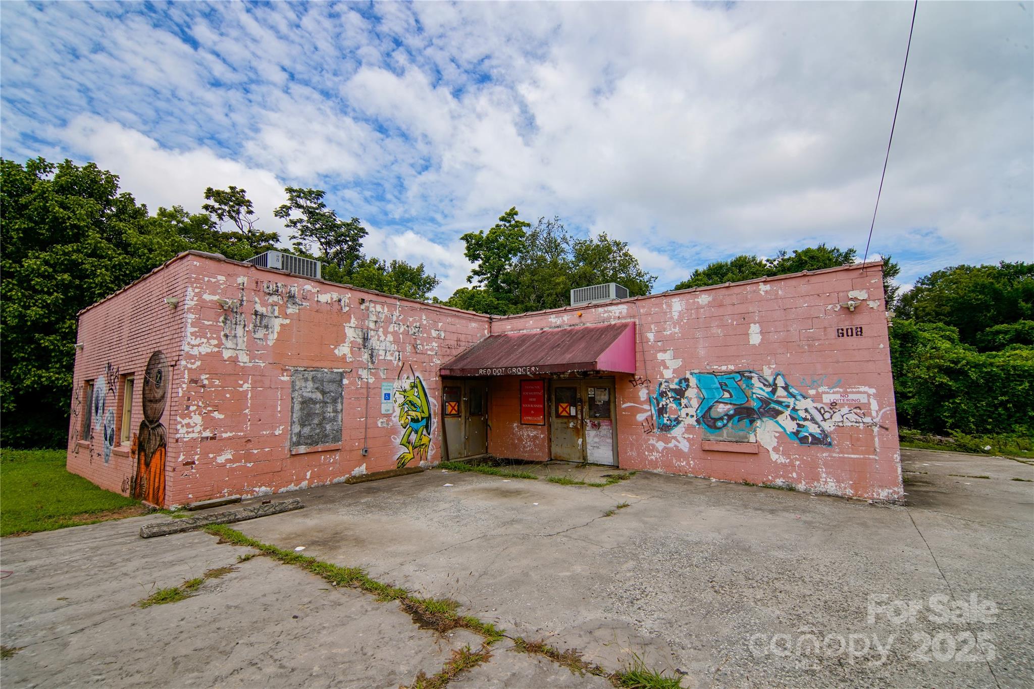 Business at 608 W Ward Avenue, High Point, photo 2 of 36