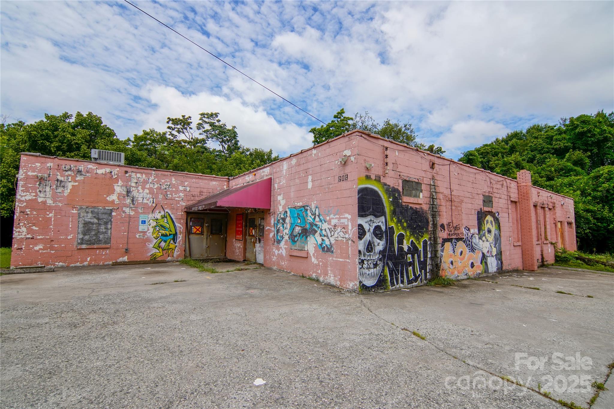 Business at 608 W Ward Avenue, High Point, photo 3 of 36