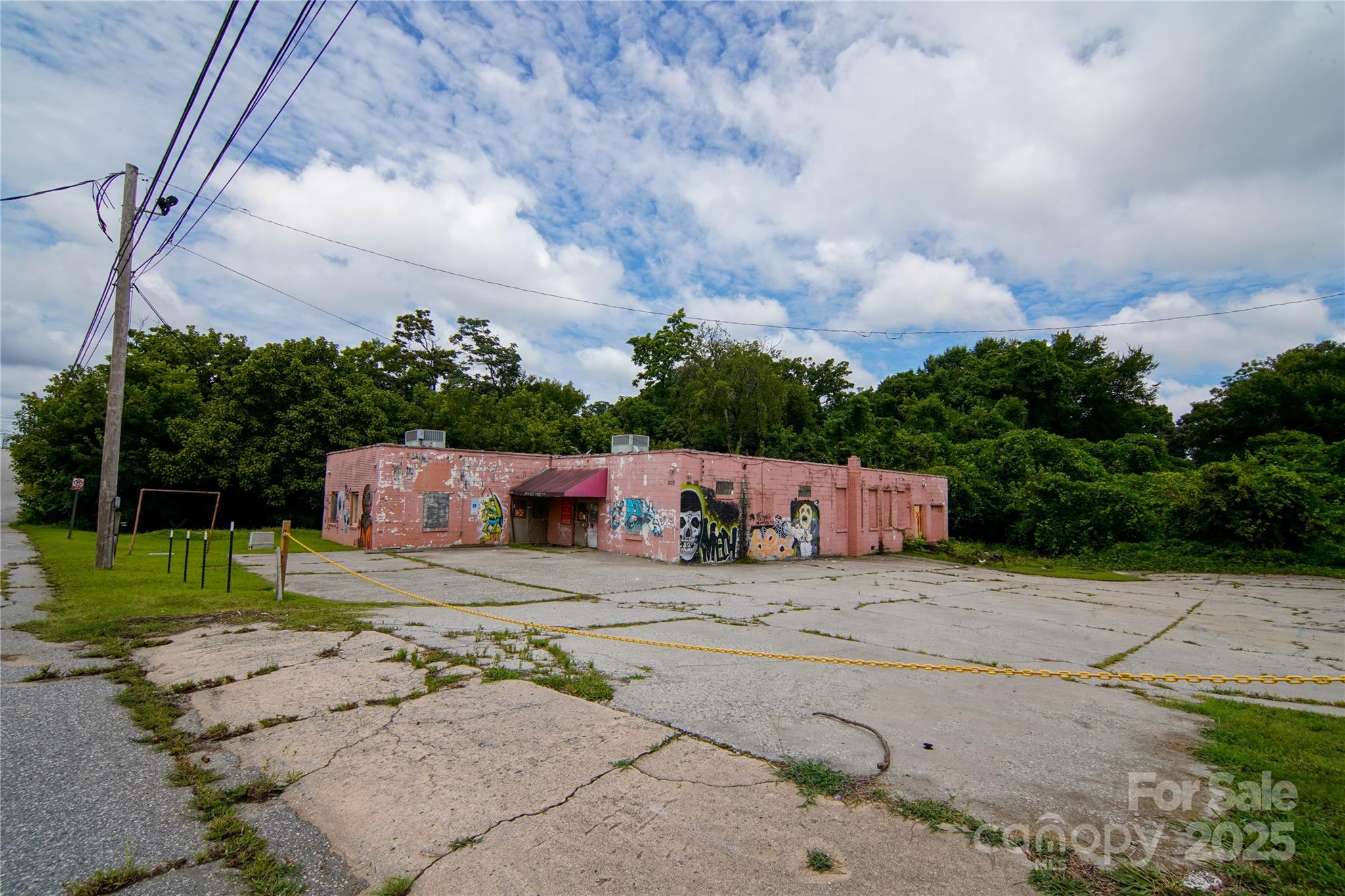 Business at 608 W Ward Avenue, High Point, photo 5 of 36