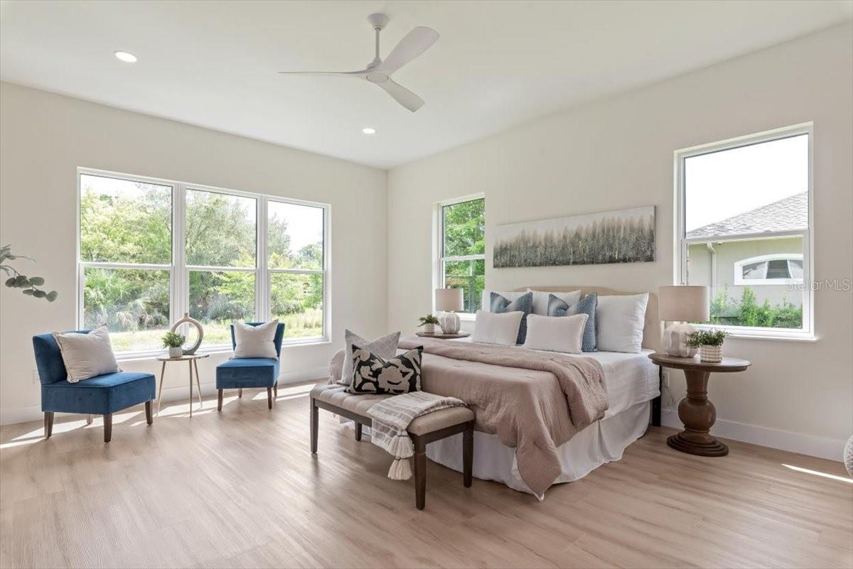 Owner's Primary Suite - 17 OLD OAK DR N, PALM COAST