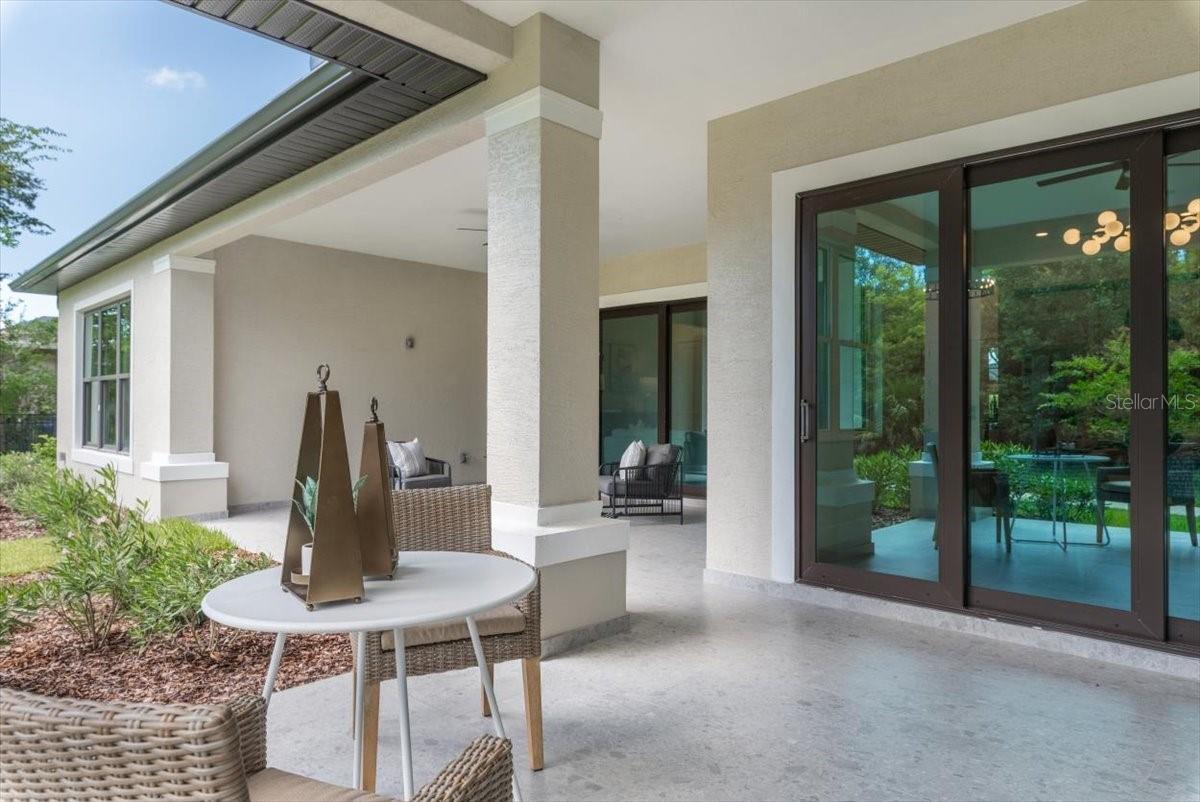 Expansive Lanai with Outdoor Kitchen - 17 OLD OAK DR N, PALM COAST