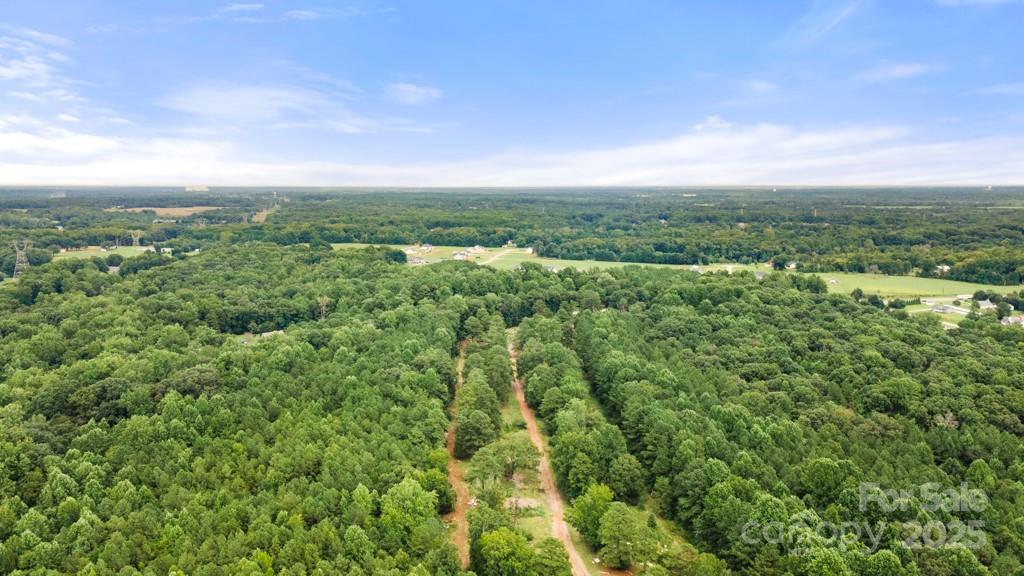 Acreage at 975 Mcafee Court, York, photo 2 of 12