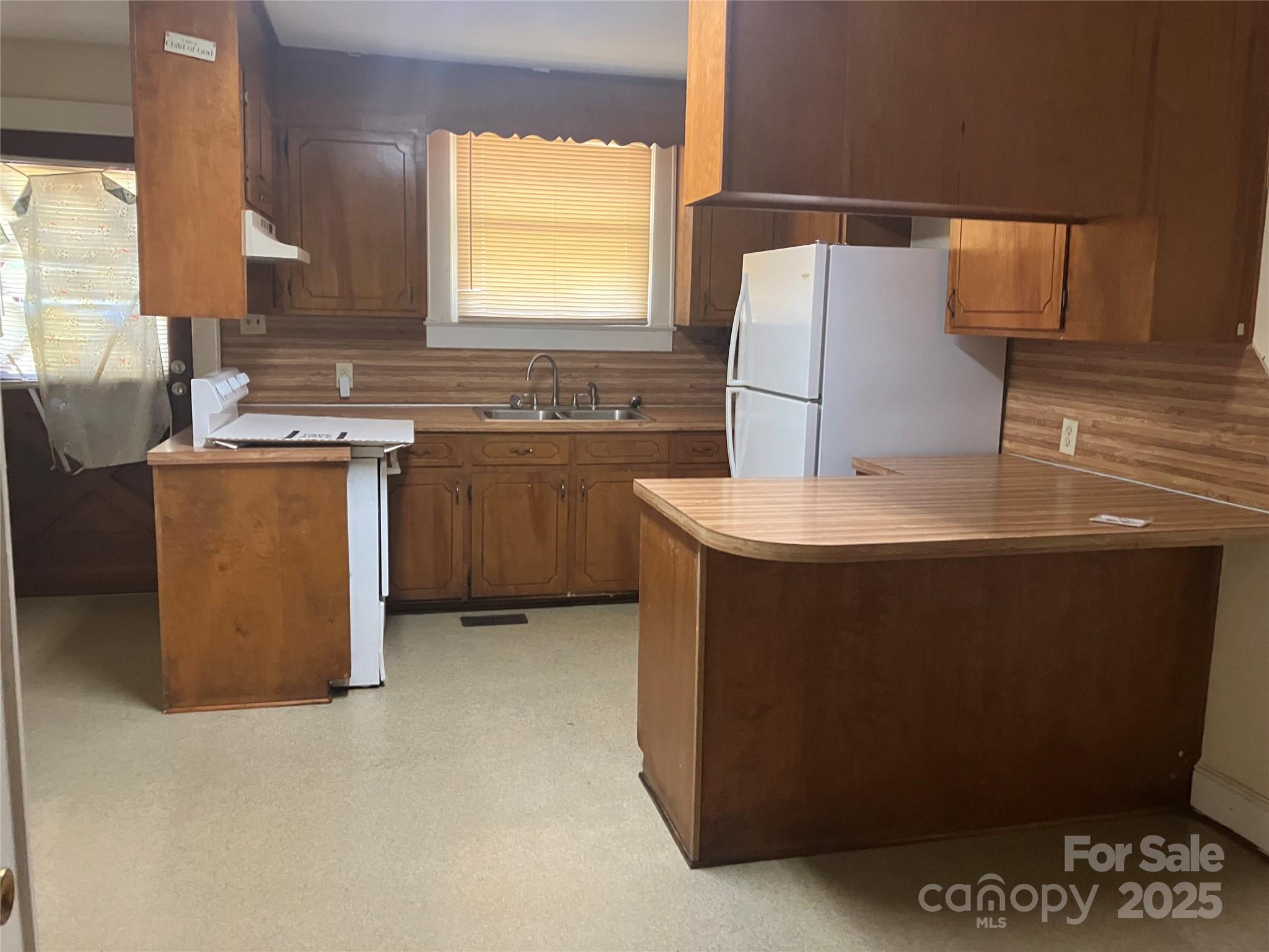 Kitchen - 1105 E Main Street, Albemarle