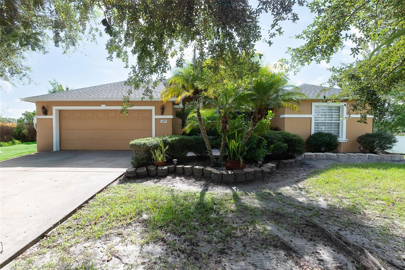Single Family Residence at 3200 VICTORIA DR, KISSIMMEE, photo 2 of 26