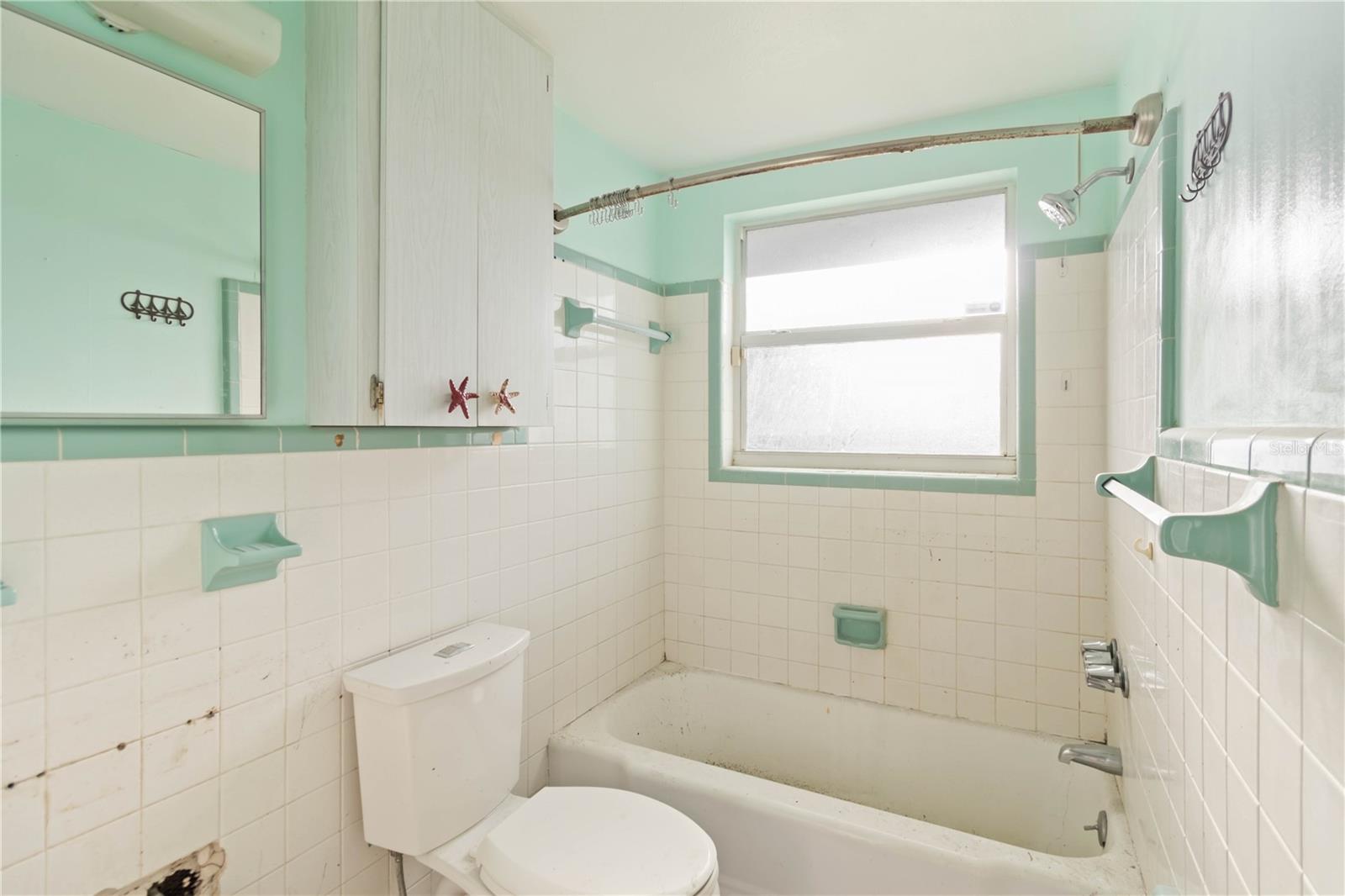 Single Family Residence at 1255 S MARYKNOLL RD, ENGLEWOOD, photo 22 of 50