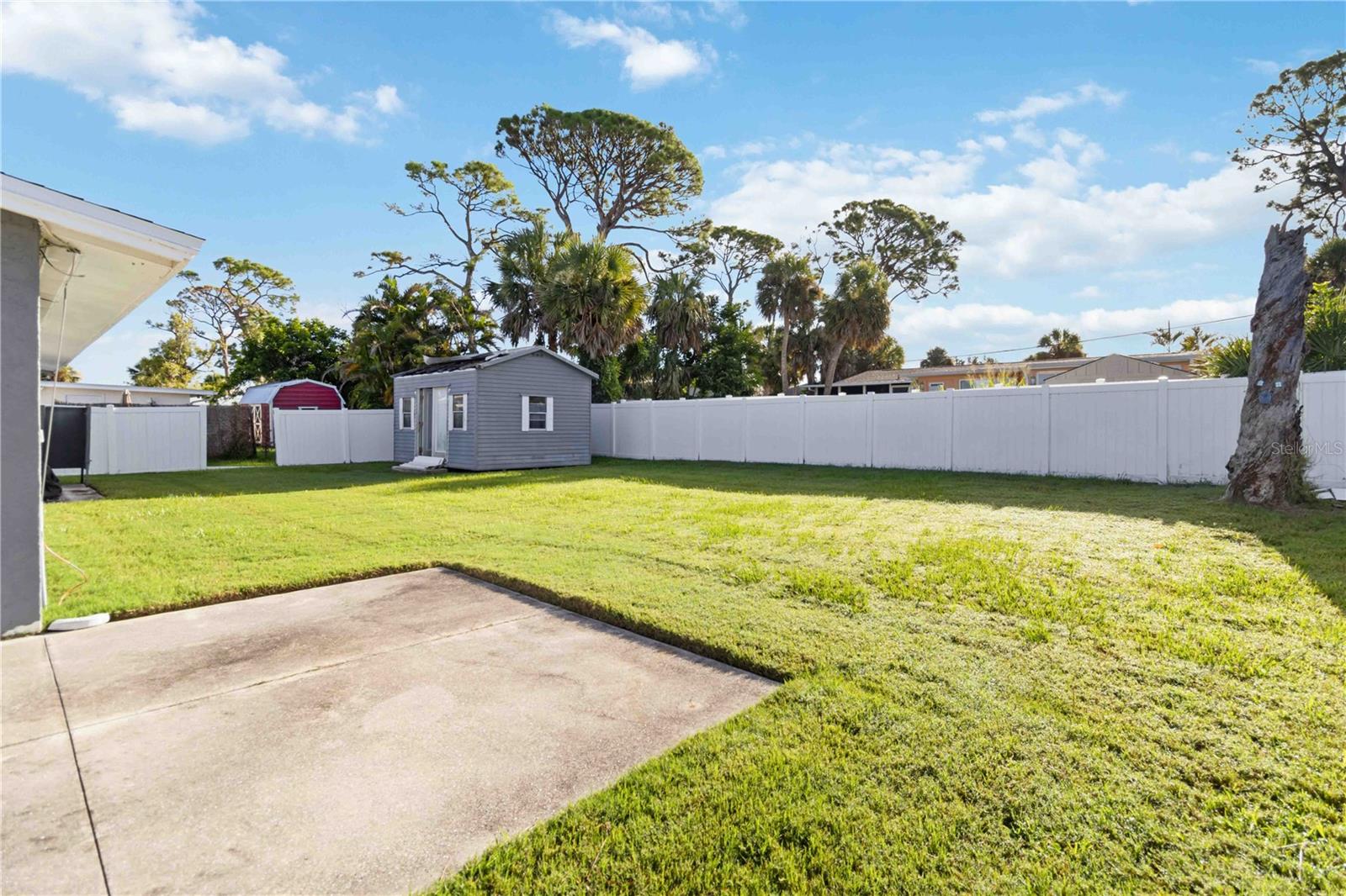 Single Family Residence at 1255 S MARYKNOLL RD, ENGLEWOOD, photo 28 of 50