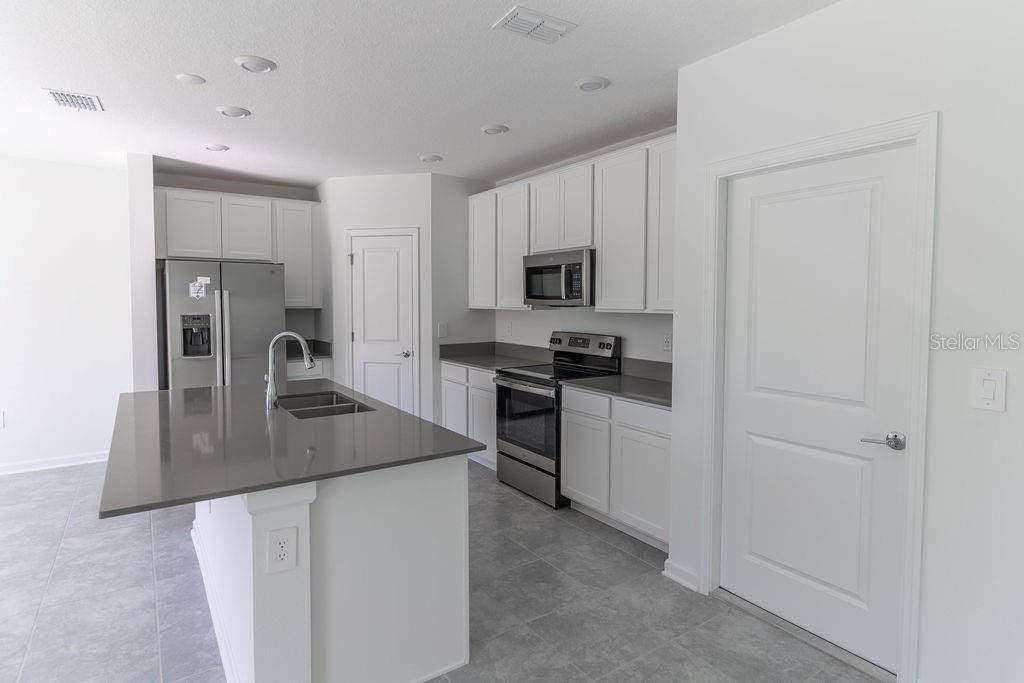 Single Family Residence at 223 BRAVE RD, DAVENPORT, photo 5 of 29