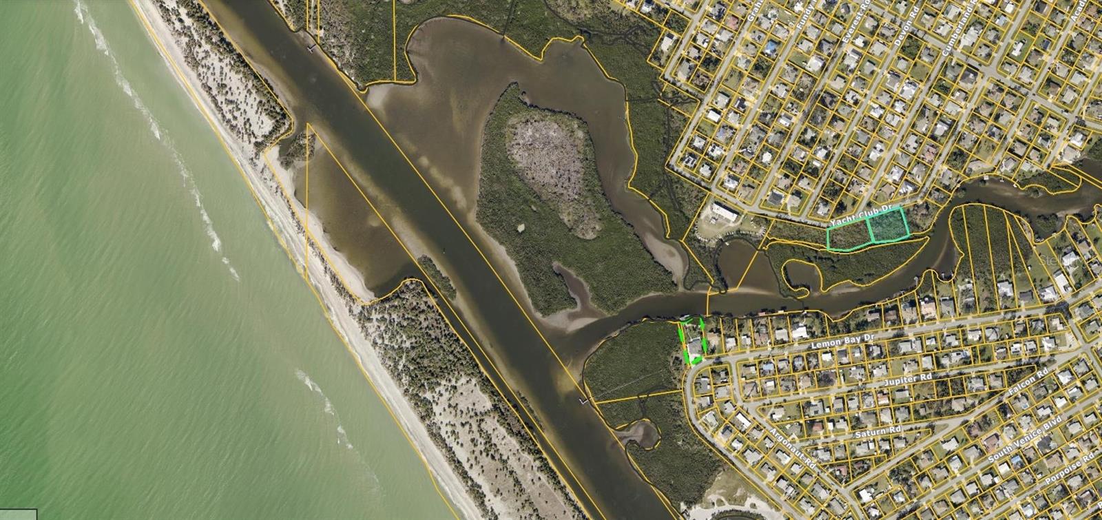 YACHT CLUB DR