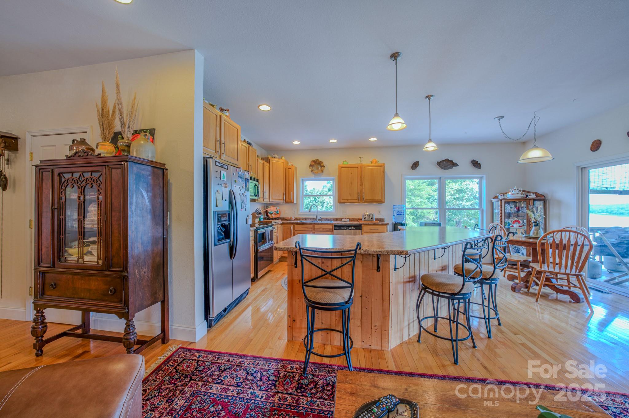 Single Family Residence at 101 Lake Club Lane, Nebo, photo 25 of 45