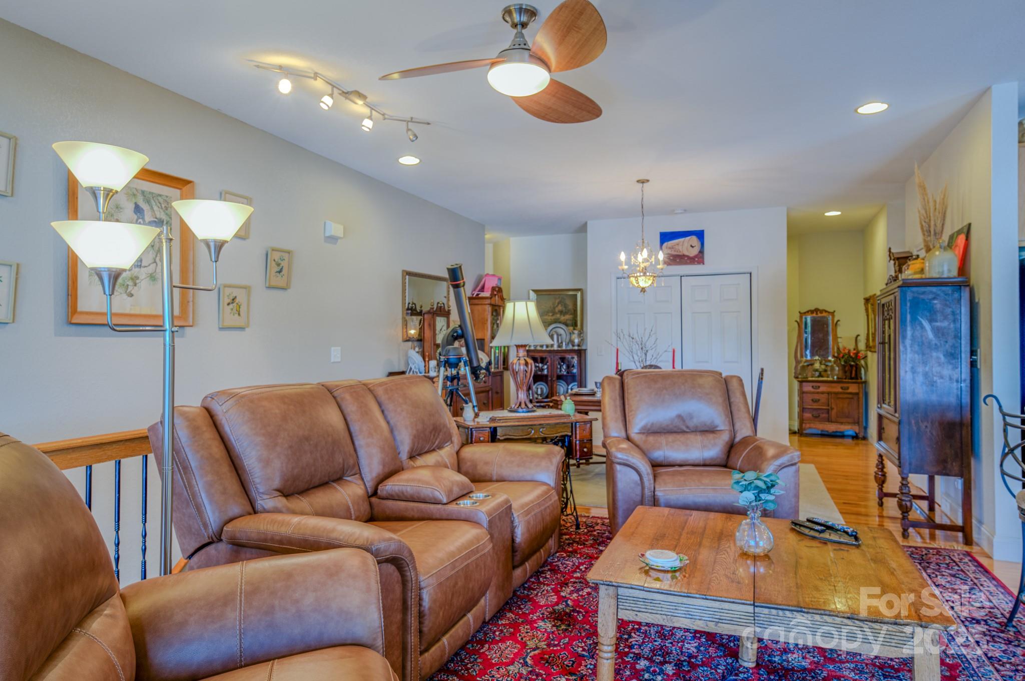 Single Family Residence at 101 Lake Club Lane, Nebo, photo 32 of 45