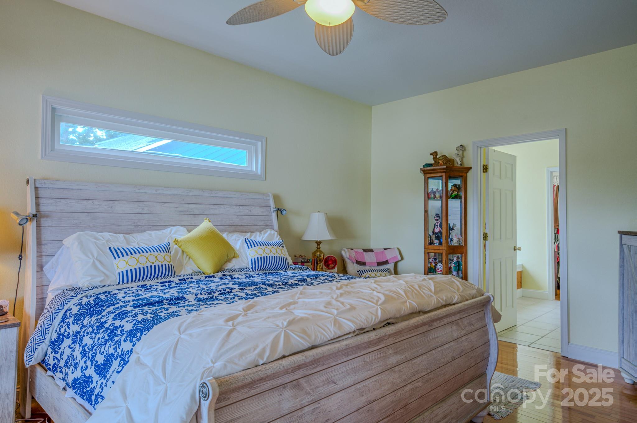 Single Family Residence at 101 Lake Club Lane, Nebo, photo 34 of 45