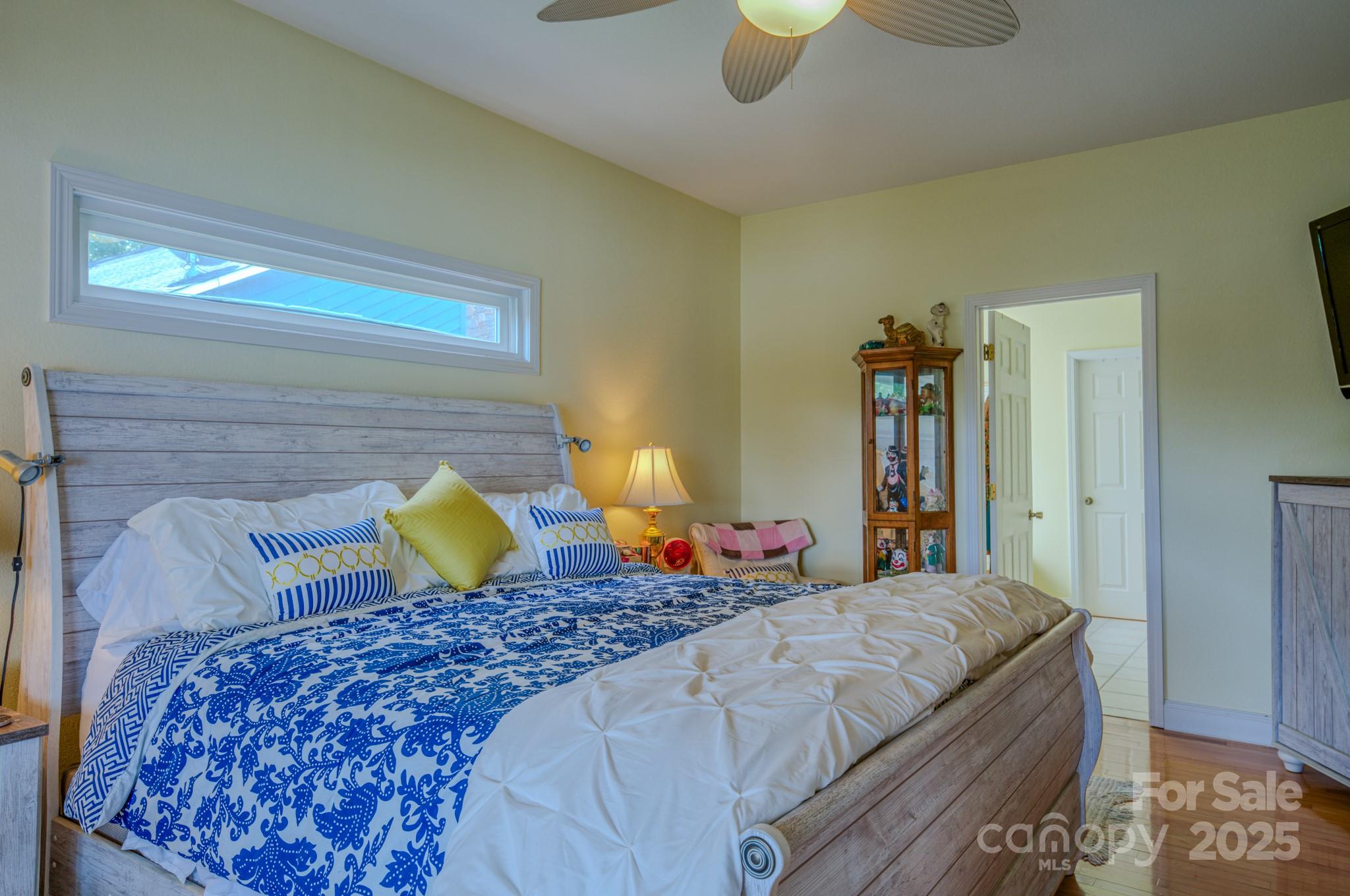 Single Family Residence at 101 Lake Club Lane, Nebo, photo 35 of 45