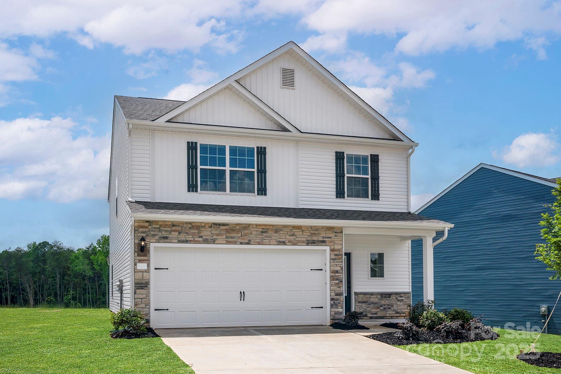 Single Family Residence at 3441 Robindale Drive, Winston Salem, photo 2 of 22