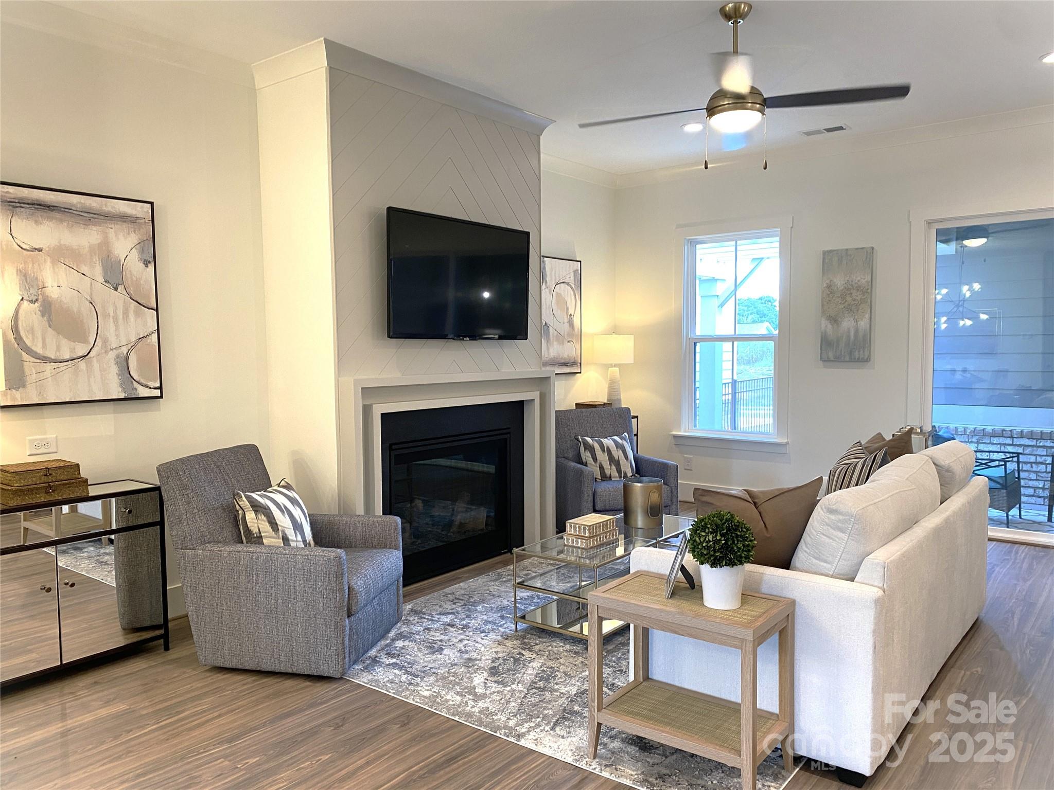 Single Family Residence at 19044 Newburg Hill Road, Davidson, photo 9 of 43